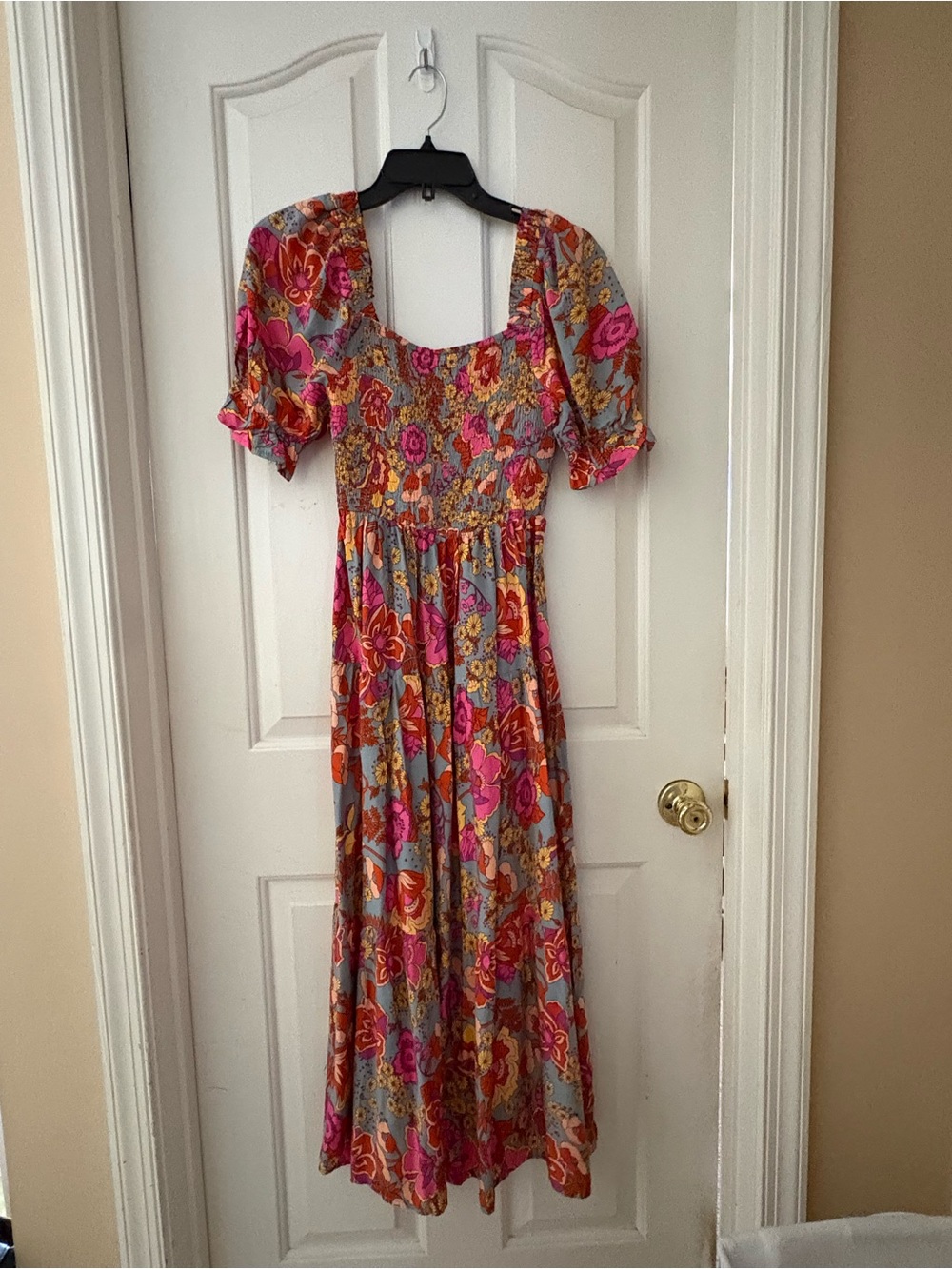 Floral Puff-Sleeve Maxi Dress in Pink and blue